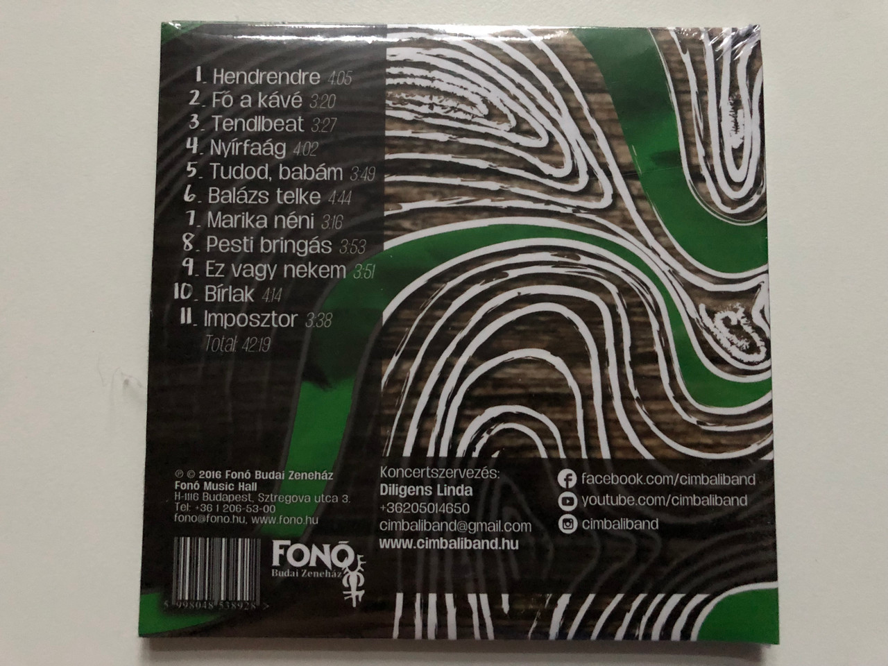 https://cdn10.bigcommerce.com/s-62bdpkt7pb/products/0/images/272376/Cimbaliband_Recycle_Fon_Records_Audio_CD_2016_FA_389-2_2__02355.1681234417.1280.1280.JPG?c=2&_gl=1*tshdur*_ga*MjA2NTIxMjE2MC4xNTkwNTEyNTMy*_ga_WS2VZYPC6G*MTY4MTIzMTIyMC44NDQuMS4xNjgxMjM0MzczLjE4LjAuMA..