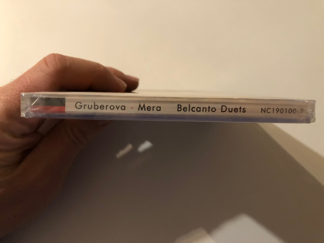 https://cdn10.bigcommerce.com/s-62bdpkt7pb/products/0/images/272412/Belcanto_Duets_-_Edita_Gruberova_soprano_Yoshikazu_Mera_countertenor_Nightingale_Classics_AG_Audio_CD_1998_NC190100-2_3__82547.1681239685.1280.1280.JPG?c=2&_gl=1*19a4eww*_ga*MjA2NTIxMjE2MC4xNTkwNTEyNTMy*_ga_WS2VZYPC6G*MTY4MTIzMTIyMC44NDQuMS4xNjgxMjM5NTU4LjYwLjAuMA..