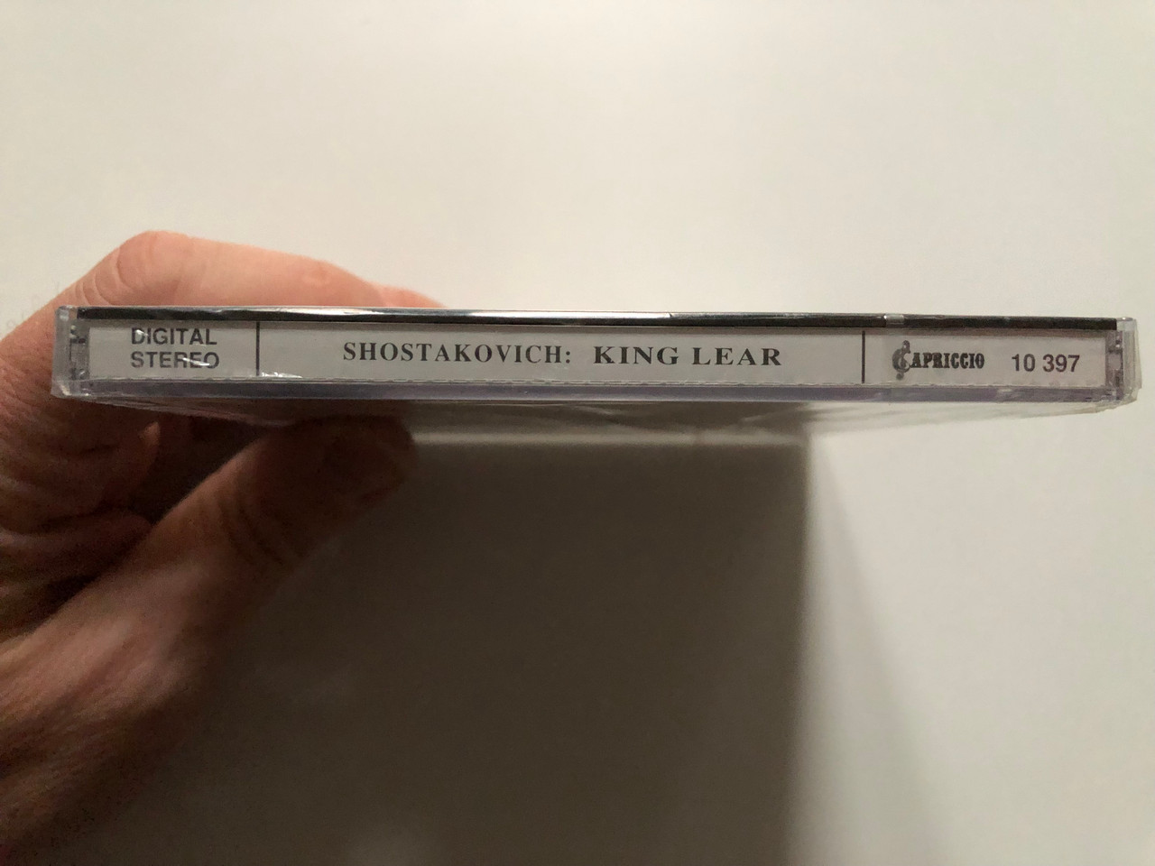 https://cdn10.bigcommerce.com/s-62bdpkt7pb/products/0/images/272503/Dmitri_Shostakovich_-_King_Lear_Film_Music_Incidental_Music_-_Rundfunk_Sinfonie_Orchester_Berlin_Michail_Jurowski_Capriccio_Audio_CD_1992_Stereo_10_397_3__50285.1681315199.1280.1280.JPG?c=2&_gl=1*1qg81dx*_ga*MjA2NTIxMjE2MC4xNTkwNTEyNTMy*_ga_WS2VZYPC6G*MTY4MTMwODY2NS44NDUuMS4xNjgxMzE0NDI3LjU4LjAuMA..