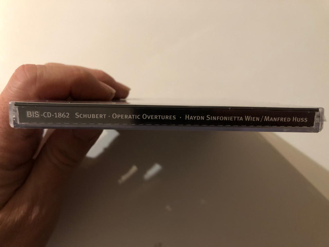 https://cdn10.bigcommerce.com/s-62bdpkt7pb/products/0/images/272845/Schubert_Operatic_Overtures_-_Haydn_Sinofonietta_Wien_Manfred_Huss_BIS_Audio_CD_2012_BIS-CD-1862_3__72775.1681715490.1280.1280.JPG?c=2&_gl=1*1k6ifvg*_ga*MjA2NTIxMjE2MC4xNTkwNTEyNTMy*_ga_WS2VZYPC6G*MTY4MTcxMDUwNi44NDkuMS4xNjgxNzE1MjAxLjI4LjAuMA..