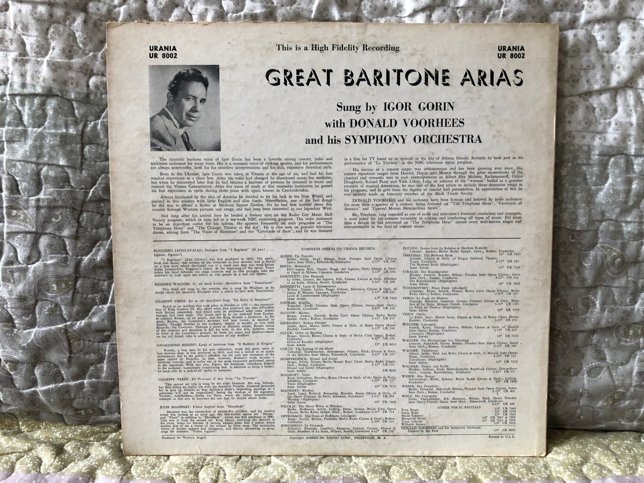 https://cdn10.bigcommerce.com/s-62bdpkt7pb/products/0/images/273343/Igor_Gorin_Great_Baritone_Arias_-_Donald_Voorhees_and_his_Symphony_Orchestra_Urania_Records_LP_UR_8002_2__62493.1682519688.1280.1280.JPG?c=2&_gl=1*1lz7mrk*_ga*MjA2NTIxMjE2MC4xNTkwNTEyNTMy*_ga_WS2VZYPC6G*MTY4MjUxNjg5My44NjYuMS4xNjgyNTE5Njg1LjYwLjAuMA..