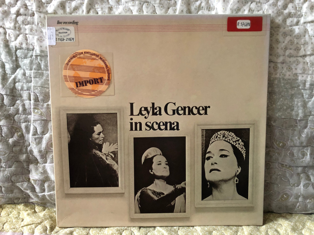 https://cdn10.bigcommerce.com/s-62bdpkt7pb/products/0/images/273605/Leyla_Gencer_in_scena_live_recording_Foyer_Live_Recording_LP_1981_FO_10152__49190.1683011699.1280.1280.JPG?c=2&_gl=1*1j8q50*_ga*MjA2NTIxMjE2MC4xNTkwNTEyNTMy*_ga_WS2VZYPC6G*MTY4MzAwMDgxMy44NzMuMS4xNjgzMDExNjcwLjYwLjAuMA..