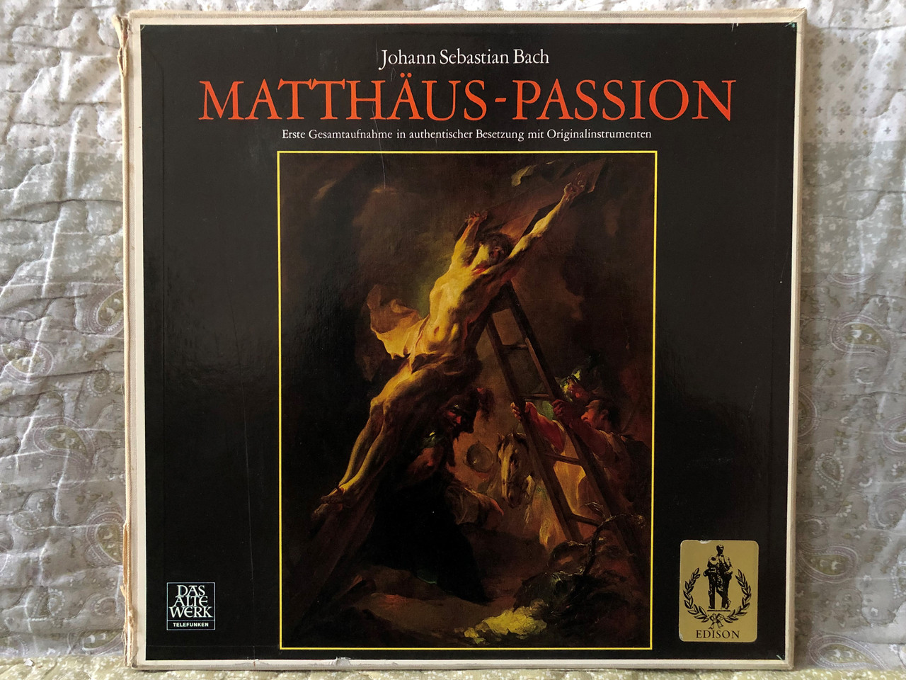 https://cdn10.bigcommerce.com/s-62bdpkt7pb/products/0/images/274808/Johann_Sebastian_Bach_-_Matthus-Passion_Erste_Gesamtaufnahme_in_authentischer_Besetzung_mit_Originalinstrumenten_Das_Alte_Werk_Telefunken_4x_LP_Box_Set_SAWT_957275-A_1__77968.1684219555.1280.1280.JPG?c=2&_gl=1*rk8a2f*_ga*MjA2NTIxMjE2MC4xNTkwNTEyNTMy*_ga_WS2VZYPC6G*MTY4NDIxNTk5Ni44OTUuMS4xNjg0MjE5MzAxLjI4LjAuMA..