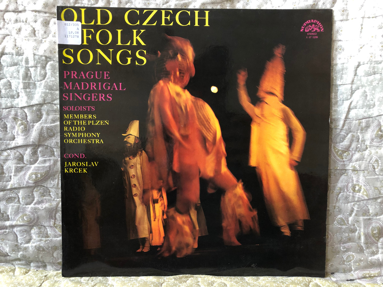https://cdn10.bigcommerce.com/s-62bdpkt7pb/products/0/images/274877/Old_Czech_Folk_Songs_-_Prague_Madrigal_Singers_Soloists_Members_Of_The_Plzen_Radio_Symphony_Orchestra_Cond._Jaroslav_Krek_Supraphon_LP_Stereo_1973_1_17_1278_1__53824.1684306536.1280.1280.JPG?c=2&_gl=1*1oap2af*_ga*MjA2NTIxMjE2MC4xNTkwNTEyNTMy*_ga_WS2VZYPC6G*MTY4NDMwNTg2OS44OTguMS4xNjg0MzA2MzgxLjQ0LjAuMA..
