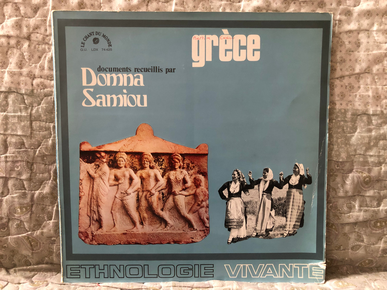 https://cdn10.bigcommerce.com/s-62bdpkt7pb/products/0/images/275189/Documents_Recueillis_Par_Domna_Samiou_Grce_Ethnologie_Vivante_Le_Chant_Du_Monde_LP_LDX_74425_1__28979.1684834804.1280.1280.JPG?c=2&_gl=1*vgdlo0*_ga*MjA2NTIxMjE2MC4xNTkwNTEyNTMy*_ga_WS2VZYPC6G*MTY4NDgzMDY5Ni45MDcuMS4xNjg0ODM0MTAxLjM1LjAuMA..