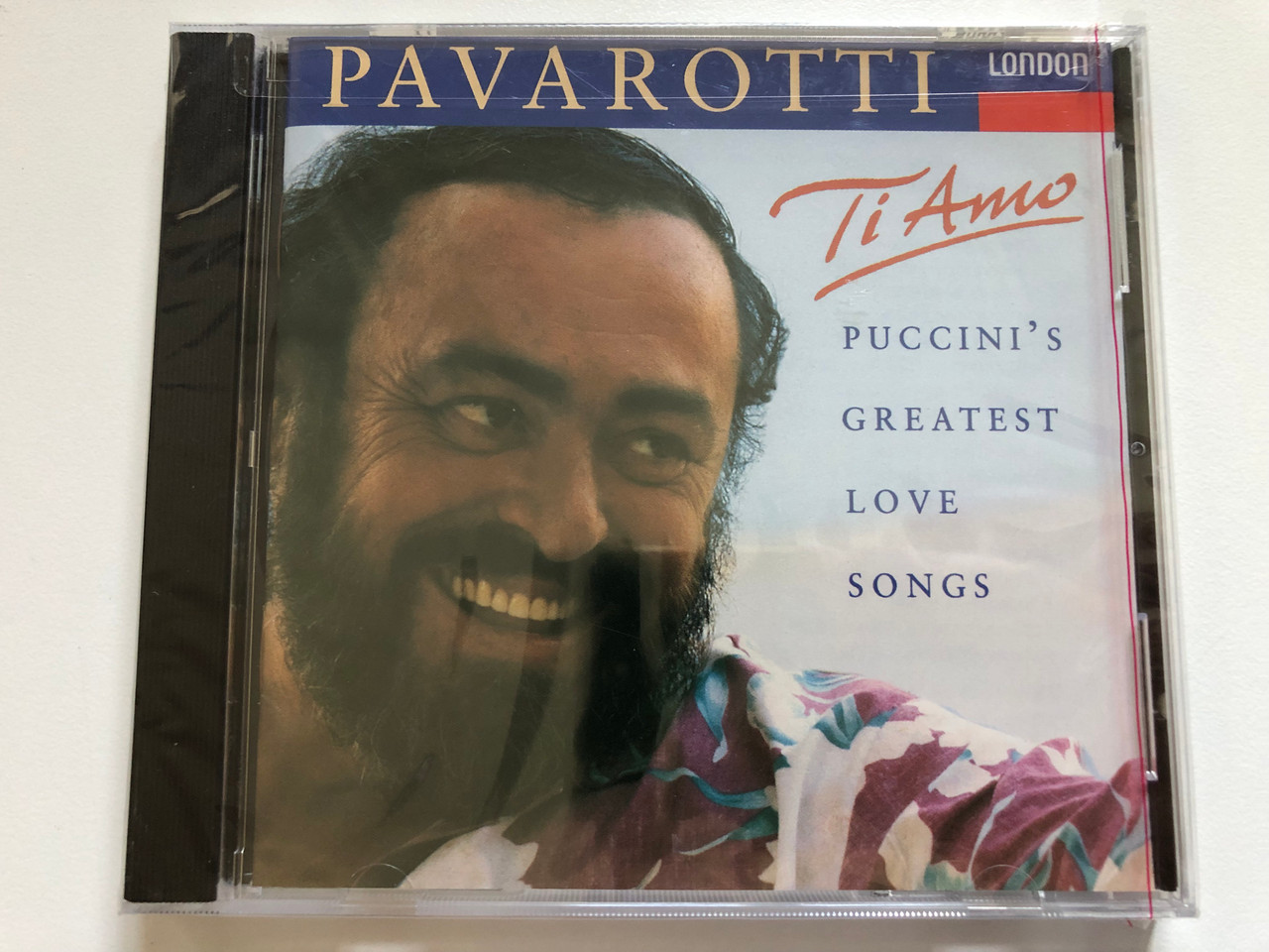 https://cdn10.bigcommerce.com/s-62bdpkt7pb/products/0/images/275343/Pavarotti_Ti_Amo_-_Puccinis_Greatest_Love_Songs_Decca_Audio_CD_1993_425_099-2_1__48108.1685029492.1280.1280.JPG?c=2&_gl=1*1qz2m1s*_ga*MjA2NTIxMjE2MC4xNTkwNTEyNTMy*_ga_WS2VZYPC6G*MTY4NTAyNzE1OC45MTEuMS4xNjg1MDI5Mjk5LjExLjAuMA..