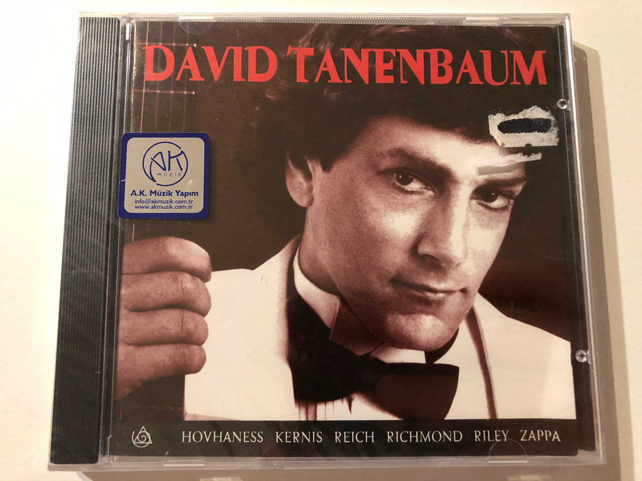 https://cdn10.bigcommerce.com/s-62bdpkt7pb/products/0/images/275758/David_Tanenbaum_-_Hovhaness_Kernis_Reich_Richmond_Riley_Zappa_New_Albion_Audio_CD_NA_095_CD_1__65761.1685519801.1280.1280.JPG?c=2&_gl=1*e3nr2n*_ga*MjA2NTIxMjE2MC4xNTkwNTEyNTMy*_ga_WS2VZYPC6G*MTY4NTUxMjMwNC45MjAuMS4xNjg1NTE5MTE0LjU4LjAuMA..