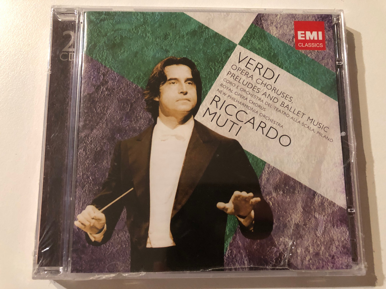 https://cdn10.bigcommerce.com/s-62bdpkt7pb/products/0/images/275856/Verdi_Opera_Choruses_Preludes_and_Ballet_Music_-_Riccardo_Muti_Coro_E_Orchestra_Del_Teatro_Alla_Scala_Milano_Royal_Opera_Chorus_New_Philharmonia_Orchestra_Warner_Classics_2x_Audio_CD_20_1__12601.1685613511.1280.1280.JPG?c=2&_gl=1*1e9emt*_ga*MjA2NTIxMjE2MC4xNTkwNTEyNTMy*_ga_WS2VZYPC6G*MTY4NTYxMjk4My45MjIuMS4xNjg1NjEzNDk0LjYwLjAuMA..