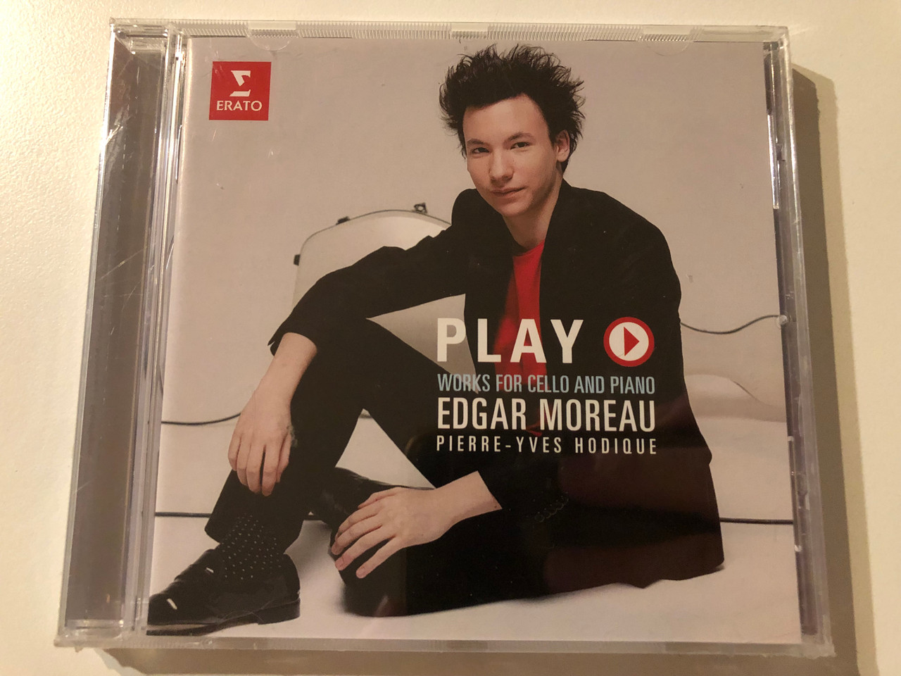 https://cdn10.bigcommerce.com/s-62bdpkt7pb/products/0/images/275892/Edgar_Moreau_Pierre-Yves_Hodique_Play_Works_For_Cello_And_Piano_Erato_Audio_CD_2014_0825646369584_1__58332.1685690121.1280.1280.JPG?c=2&_gl=1*thefc2*_ga*MjA2NTIxMjE2MC4xNTkwNTEyNTMy*_ga_WS2VZYPC6G*MTY4NTY4MzE3Mi45MjQuMS4xNjg1Njg3ODU1LjQyLjAuMA..