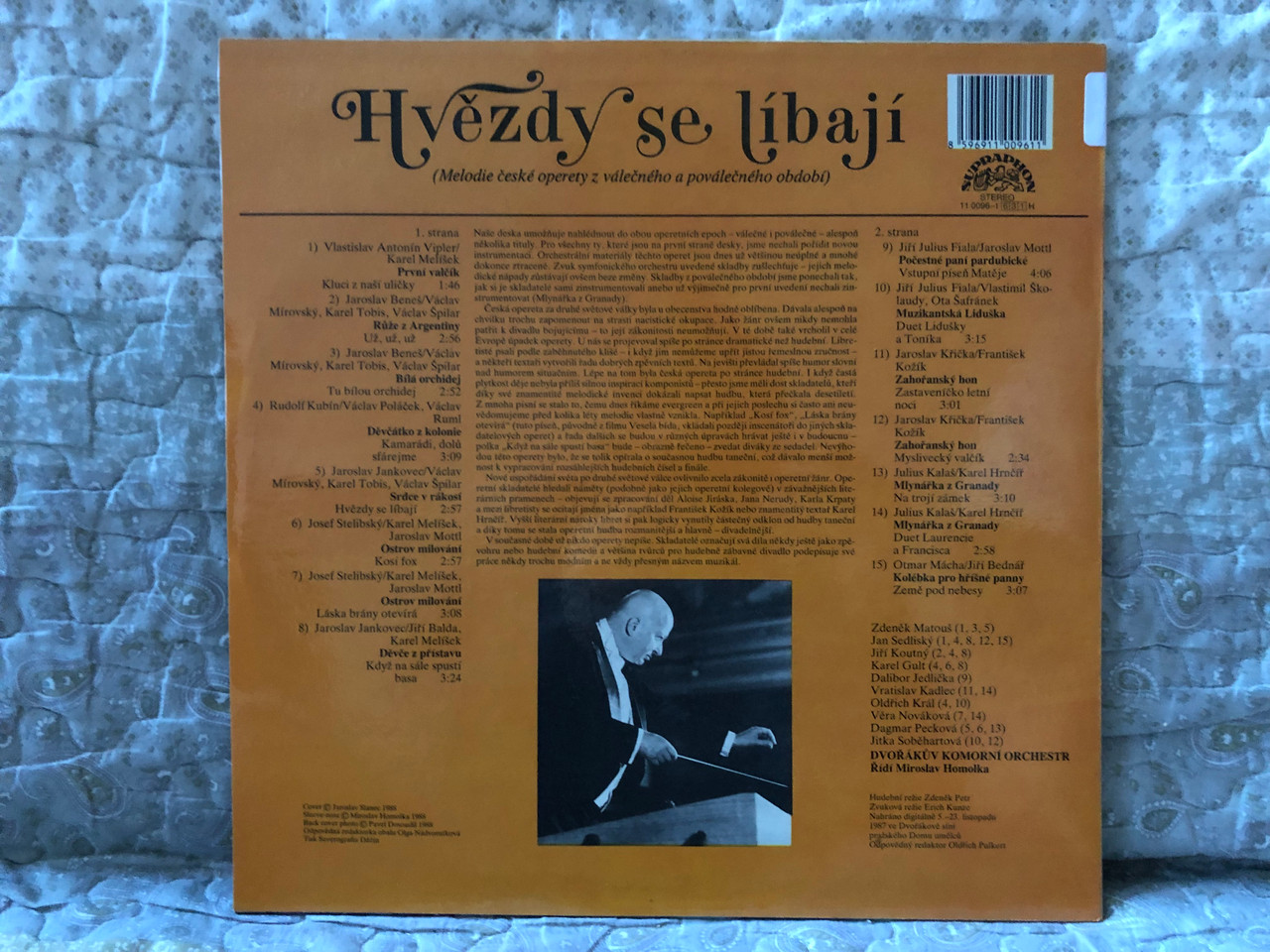 https://cdn10.bigcommerce.com/s-62bdpkt7pb/products/0/images/276553/Hvzdy_Se_Lbaj_Melodie_esk_Operety_Z_Vlenho_A_Povlenho_Obdob_-_Novkov_Peckov_Sobhartov_Gult_Jedlika_Kadlec_Koutn_Krl_Matou_Sedlisk_Dvokv_Komorn_Orchestr__48501.1686728224.1280.1280.JPG?c=2&_gl=1*yp9xsh*_ga*MjA2NTIxMjE2MC4xNTkwNTEyNTMy*_ga_WS2VZYPC6G*MTY4NjcyMDUwMy45NDEuMS4xNjg2NzI4MDA4LjMyLjAuMA..