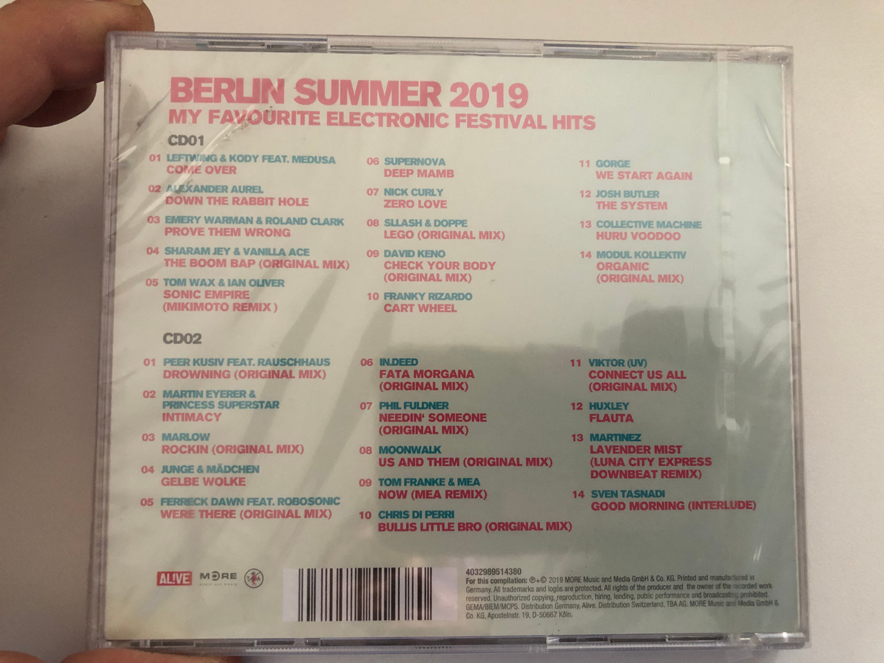 https://cdn10.bigcommerce.com/s-62bdpkt7pb/products/0/images/278992/Berlin_Summer_2019_-_My_Favourite_Electronic_Festival_Hits_Modul_Kolektiv_Martin_Eyerer_Princess_Superstar_Collective_Machine_Junge_Madchen_Phil_Fuldner_Robosonic_MORE_Music_And_M__31715.1687752313.1280.1280.JPG?c=2&_gl=1*1rd0749*_ga*MjA2NTIxMjE2MC4xNTkwNTEyNTMy*_ga_WS2VZYPC6G*MTY4Nzc0ODc4My45NjIuMS4xNjg3NzUyOTc4LjYwLjAuMA..