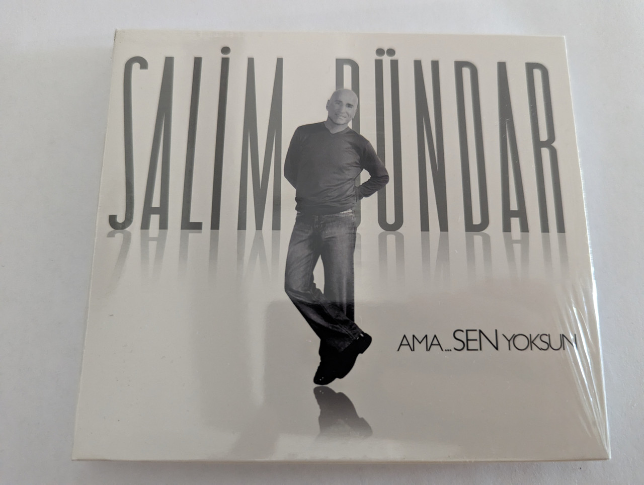 https://cdn10.bigcommerce.com/s-62bdpkt7pb/products/0/images/279425/Salim_Dndar_Ama_Sen_Yoksun_Doan_Music_Company_Audio_CD_DMC-103119_1__66095.1687860943.1280.1280.jpg?c=2&_gl=1*vvtdge*_ga*MjA2NTIxMjE2MC4xNTkwNTEyNTMy*_ga_WS2VZYPC6G*MTY4Nzg0NjM3Ni45NjYuMS4xNjg3ODYwODQ2LjMyLjAuMA..