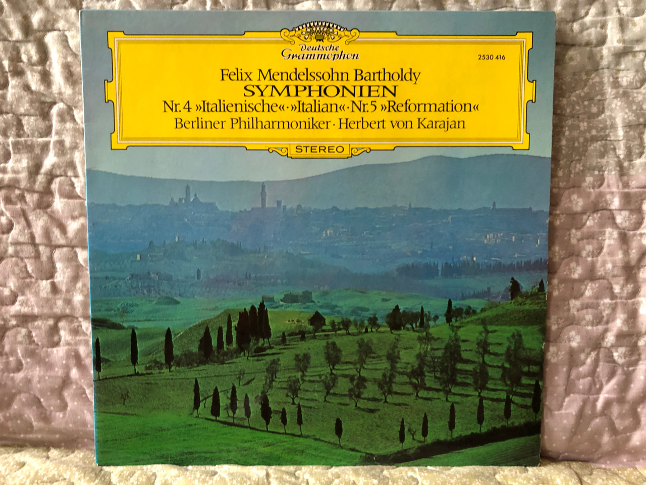https://cdn10.bigcommerce.com/s-62bdpkt7pb/products/0/images/280227/Felix_Mendelssohn_Bartholdy_-_Symphonien_Nr._4_Italienische_Italian_Nr._5_Reformation_-_Berliner_Philharmoniker_Herbert_von_Karajan_Deutsche_Grammophon_LP_Stereo_1973_2530_416_1__63109.1688105159.1280.1280.JPG?c=2&_gl=1*upb93b*_ga*MjA2NTIxMjE2MC4xNTkwNTEyNTMy*_ga_WS2VZYPC6G*MTY4ODEwMjE4Ny45NzAuMS4xNjg4MTA1MDI2LjU4LjAuMA..
