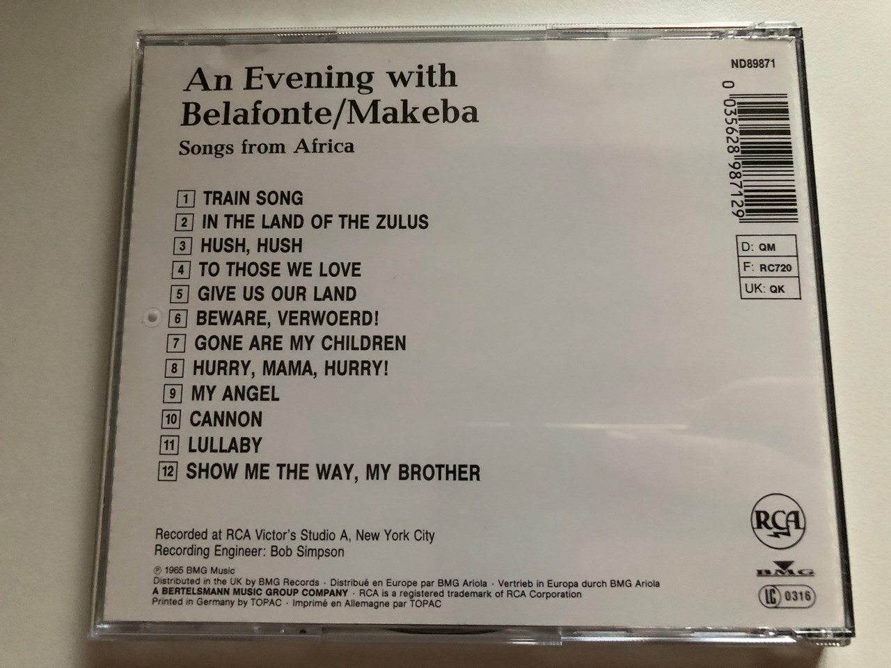 https://cdn10.bigcommerce.com/s-62bdpkt7pb/products/0/images/283268/An_Evening_With_Belafonte_Makeba_RCA_Audio_CD_1965_ND89871_4__89573.1689243213.1280.1280.JPG?c=2&_gl=1*1oru9vs*_ga*MjA2NTIxMjE2MC4xNTkwNTEyNTMy*_ga_WS2VZYPC6G*MTY4OTIzMjkxMy45ODMuMS4xNjg5MjQzMTkzLjYwLjAuMA..