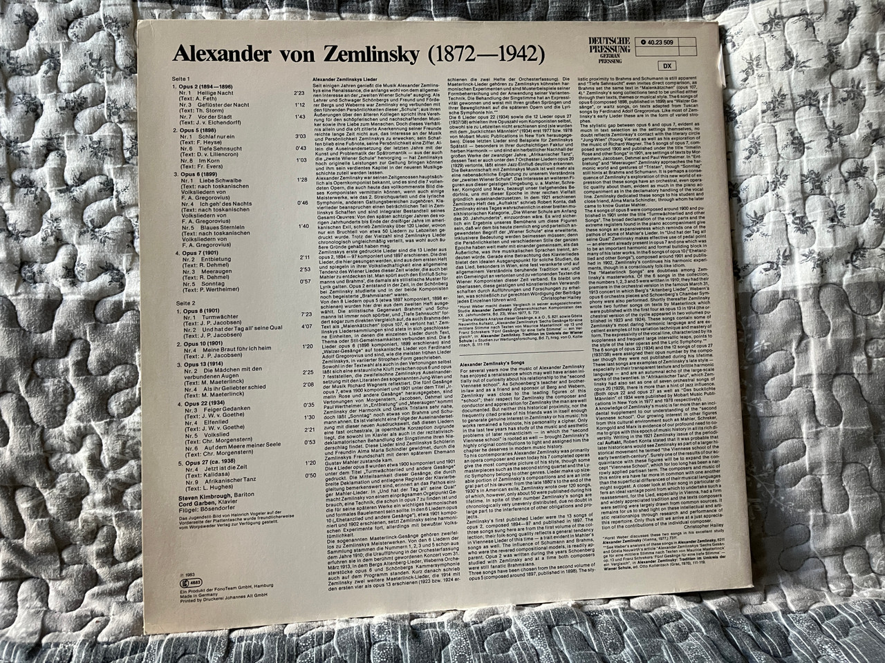 https://cdn10.bigcommerce.com/s-62bdpkt7pb/products/0/images/285815/Auf_Dem_Meere_Meiner_Seele_-_Alexander_Von_Zemlinsky_lieder_Steven_Kimbrough_bariton_Cord_Garben_klavier_Acanta_LP_1983_40.23_509_2__51371.1689778033.1280.1280.jpg?c=2&_gl=1*8vtsyh*_ga*MjA2NTIxMjE2MC4xNTkwNTEyNTMy*_ga_WS2VZYPC6G*MTY4OTc3Mzc2Ny45ODkuMS4xNjg5Nzc3NjU0LjU1LjAuMA..