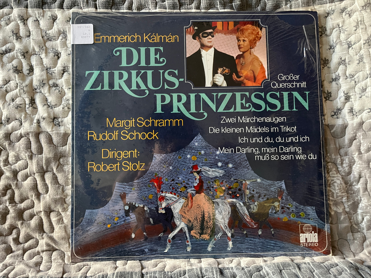 https://cdn10.bigcommerce.com/s-62bdpkt7pb/products/0/images/285819/Emmerich_Klmn_Die_Zirkusprinzessin_Groer_Querschnitt_-_Margit_Schramm_Rudolf_Schock_Dirigent_Robert_Stolz_Zwei_Mrchenaugen_Die_Kleinen_Mdels_Im_Trikot_Ich_Und_Du_Du_Und_Ich_Ario_1__63611.1689779518.1280.1280.jpg?c=2&_gl=1*xk0kiy*_ga*MjA2NTIxMjE2MC4xNTkwNTEyNTMy*_ga_WS2VZYPC6G*MTY4OTc3Mzc2Ny45ODkuMS4xNjg5Nzc5MDY2LjYwLjAuMA..