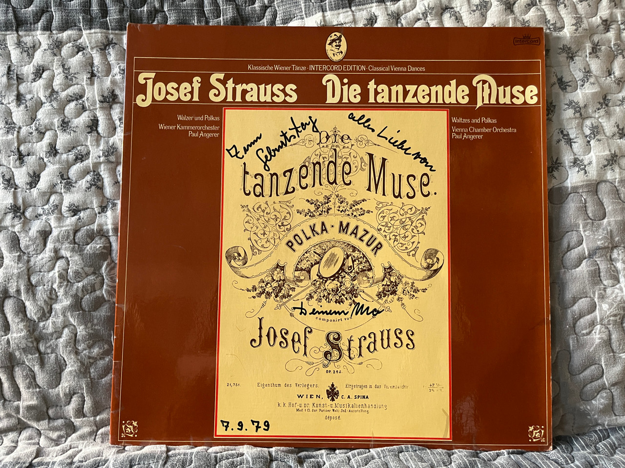 https://cdn10.bigcommerce.com/s-62bdpkt7pb/products/0/images/286349/Josef_Strauss_Die_Tanzende_Muse_-_Waltzes_and_Polkas_Vienna_Chamber_Orchestra_Paul_Angerer_Intercord_2x_LP_Stereo_Mono_1977_INT_180_1__47008.1689868237.1280.1280.jpg?c=2&_gl=1*4qmlie*_ga*MjA2NTIxMjE2MC4xNTkwNTEyNTMy*_ga_WS2VZYPC6G*MTY4OTg1NzM1NS45OTAuMS4xNjg5ODY4MjMxLjYwLjAuMA..