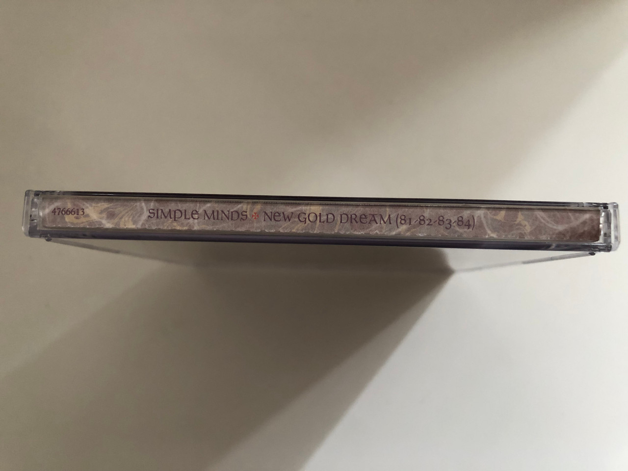 https://cdn10.bigcommerce.com/s-62bdpkt7pb/products/0/images/287362/Simple_Minds_New_Gold_Dream_81-82-83-84_Universal_Audio_CD_2016_4766613_3__59160.1690266806.1280.1280.JPG?c=2&_gl=1*1d631wc*_ga*MjA2NTIxMjE2MC4xNTkwNTEyNTMy*_ga_WS2VZYPC6G*MTY5MDI2NTMxNy45OTUuMS4xNjkwMjY2NzU5LjYwLjAuMA..