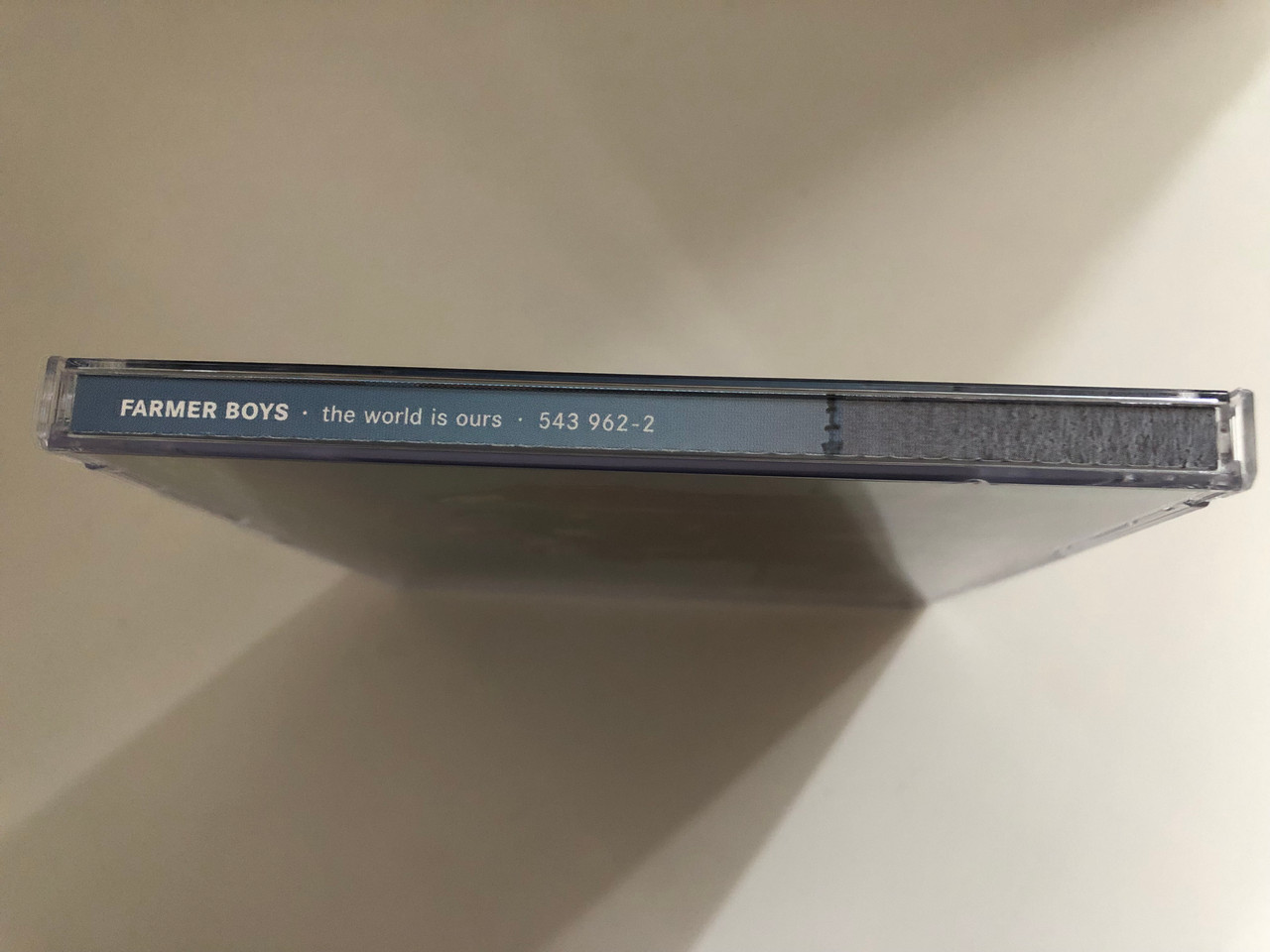 https://cdn10.bigcommerce.com/s-62bdpkt7pb/products/0/images/287365/Farmer_Boys_The_World_Is_Ours_Motor_Music_Audio_CD_543_962-2_3__82731.1690267182.1280.1280.JPG?c=2&_gl=1*1ojwtgw*_ga*MjA2NTIxMjE2MC4xNTkwNTEyNTMy*_ga_WS2VZYPC6G*MTY5MDI2NTMxNy45OTUuMS4xNjkwMjY3MDcwLjE1LjAuMA..