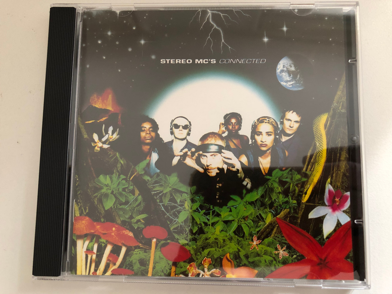 https://cdn10.bigcommerce.com/s-62bdpkt7pb/products/0/images/287366/Stereo_MCs_Connected_Island_Records_Audio_CD_1992_512_743-2_1__43433.1690267805.1280.1280.JPG?c=2&_gl=1*8eaimm*_ga*MjA2NTIxMjE2MC4xNTkwNTEyNTMy*_ga_WS2VZYPC6G*MTY5MDI2NTMxNy45OTUuMS4xNjkwMjY3Njg4LjM2LjAuMA..
