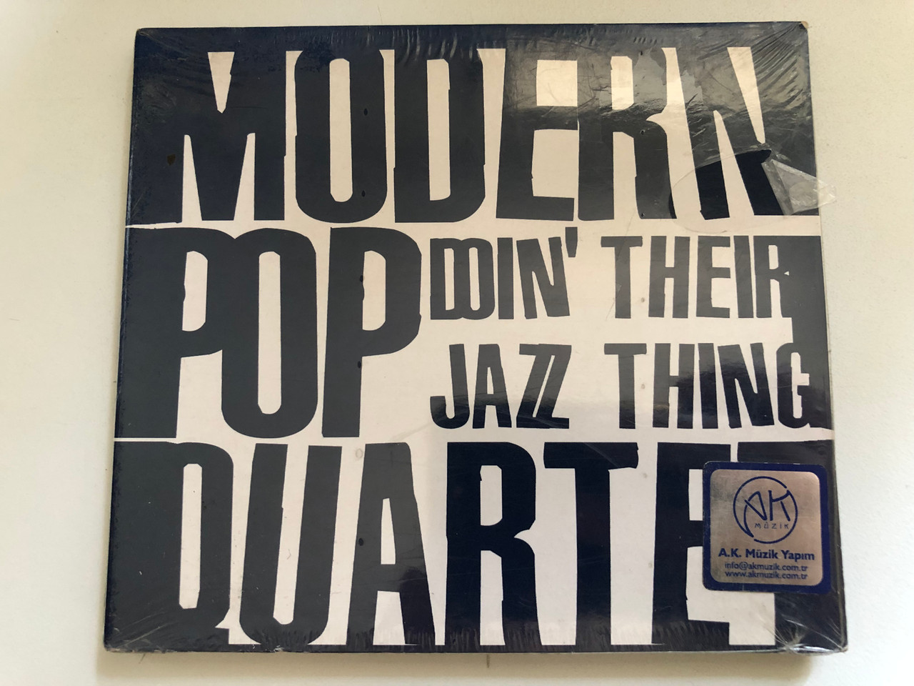 https://cdn10.bigcommerce.com/s-62bdpkt7pb/products/0/images/287740/Modern_Pop_Quartet_Doin_Their_Jazz_Thing_Cristal_Records_Audio_CD_2008_CR126_1__91778.1690357512.1280.1280.JPG?c=2&_gl=1*94j2q4*_ga*MjA2NTIxMjE2MC4xNTkwNTEyNTMy*_ga_WS2VZYPC6G*MTY5MDM0ODgwMi45OTYuMS4xNjkwMzU3MzIyLjI0LjAuMA..
