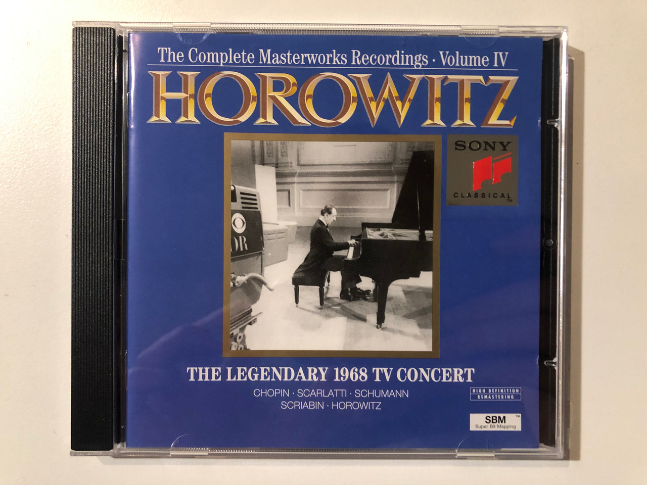https://cdn10.bigcommerce.com/s-62bdpkt7pb/products/0/images/289581/Horowitz_The_Legendary_1968_TV_Concert_-_Chopin_Scarlatti_Schumann_Scriabin_Horowitz_The_Complete_Masterworks_Recordings_Volume_IV_Sony_Classical_Audio_CD_1993_SK_53465_1__48470.1690997822.1280.1280.JPG?c=2&_gl=1*1jqjkqs*_ga*MjA2NTIxMjE2MC4xNTkwNTEyNTMy*_ga_WS2VZYPC6G*MTY5MDk4NDE2OC4xMDA0LjEuMTY5MDk5NzgxOS42MC4wLjA.