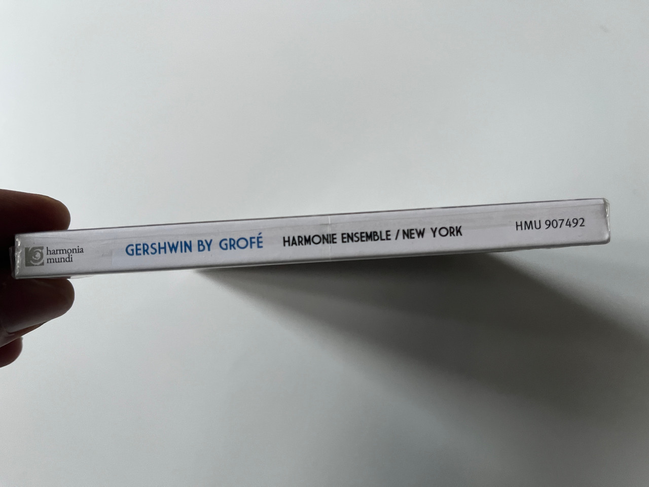 https://cdn10.bigcommerce.com/s-62bdpkt7pb/products/0/images/292110/Gershwin_By_Grofe_Rhapsody_In_Blue-Songs-I_Got_Rhythm_Variations_Original_Orchestrations_Arrangements_Lincoln_Mayorga_piano_Al_Gallodoro_clarinet_sax_Harmonia_Mundi_USA_Aud_3__60131.1691563454.1280.1280.jpg?c=2&_gl=1*1u2y8be*_ga*MjA2NTIxMjE2MC4xNTkwNTEyNTMy*_ga_WS2VZYPC6G*MTY5MTU2Mjc2OC4xMDEyLjAuMTY5MTU2Mjc2OC42MC4wLjA.