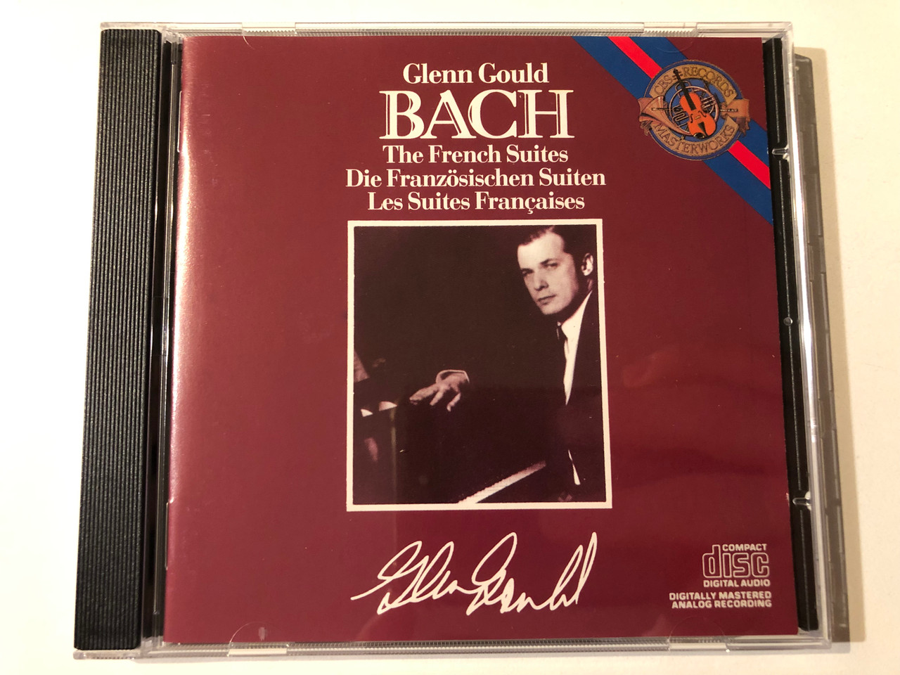 https://cdn10.bigcommerce.com/s-62bdpkt7pb/products/0/images/294110/Glenn_Gould_Bach_The_French_Suites_Die_Franzsischen_Suiten_Les_Suites_Franaises_CBS_Masterworks_Audio_CD_MK_42267_1__22111.1692256142.1280.1280.JPG?c=2&_gl=1*1bmrhvk*_ga*MjA2NTIxMjE2MC4xNTkwNTEyNTMy*_ga_WS2VZYPC6G*MTY5MjI1MDA5Ny4xMDMzLjEuMTY5MjI1NjA0Ny40Ni4wLjA.