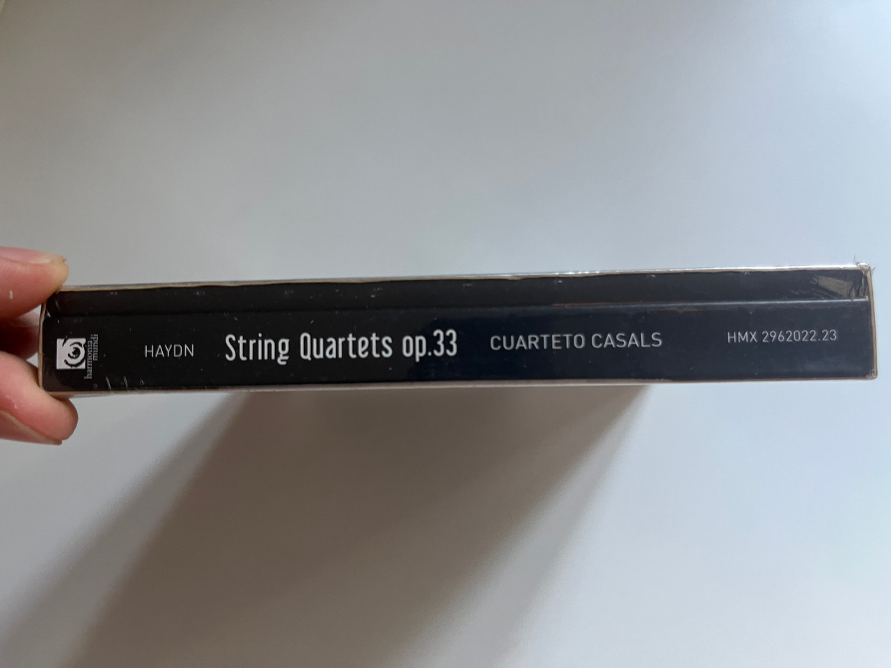 https://cdn10.bigcommerce.com/s-62bdpkt7pb/products/0/images/294357/Joseph_Haydn_String_Quartets_Op._33_-_Cuarteto_Casals_Haydn_The_Harmonia_Mundi_Edition_Haydn_Edition_2009_New_Recording_Harmonia_Mundi_2x_Audio_CD_2009_HMX_2962022_2__36274.1692346393.1280.1280.JPG?c=2&_gl=1*qsqrya*_ga*MjA2NTIxMjE2MC4xNTkwNTEyNTMy*_ga_WS2VZYPC6G*MTY5MjMzNTU2Ny4xMDM1LjEuMTY5MjM0NjM1NS42MC4wLjA.