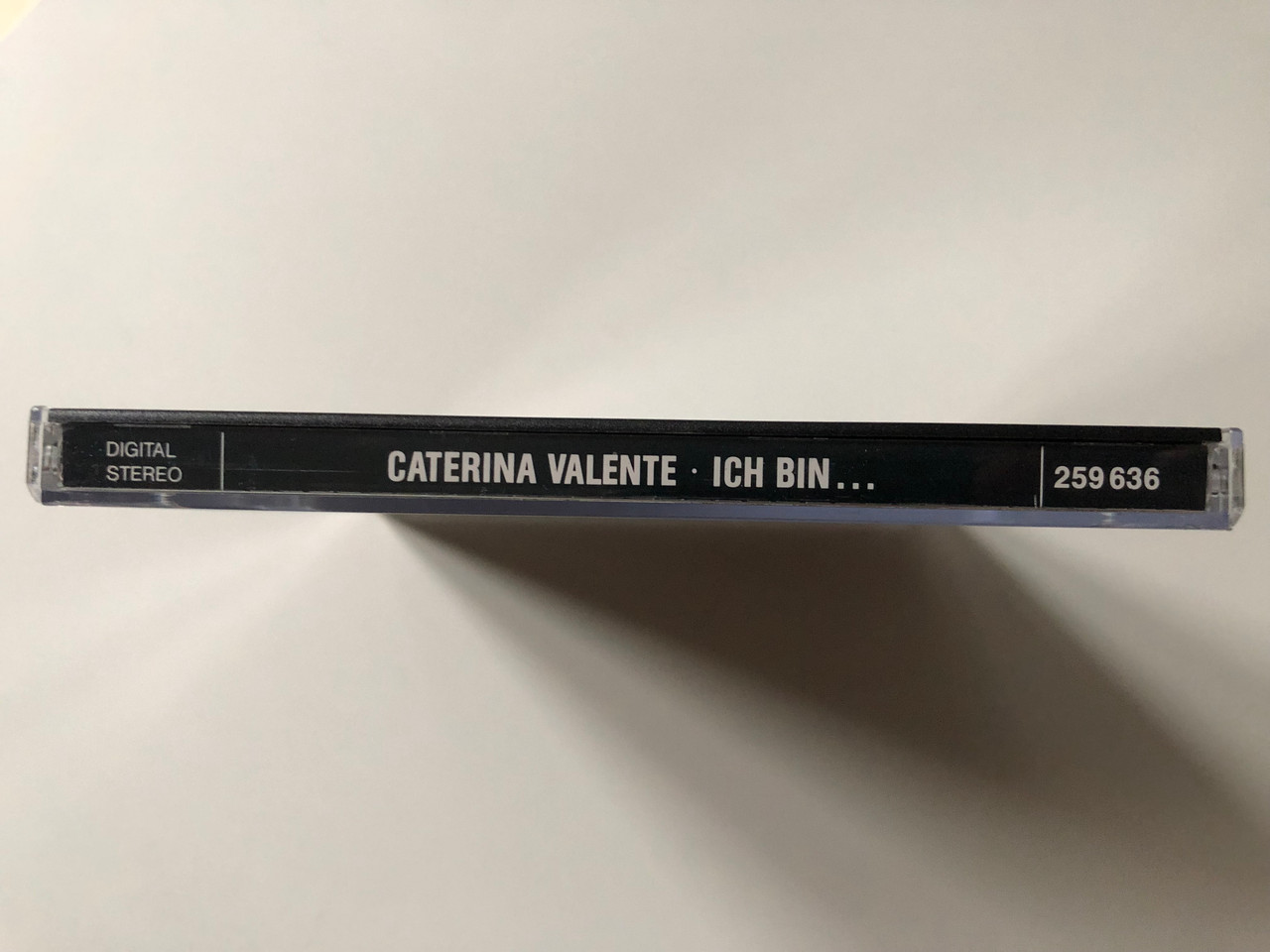 https://cdn10.bigcommerce.com/s-62bdpkt7pb/products/0/images/295747/Caterina_Valente_Ich_Bin_..._Global_Records_And_Tapes_Audio_CD_1987_259_636-127_3__68883.1692958418.1280.1280.JPG?c=2&_gl=1*11cfvle*_ga*MjA2NTIxMjE2MC4xNTkwNTEyNTMy*_ga_WS2VZYPC6G*MTY5Mjk1Nzk2OC4xMDQ2LjEuMTY5Mjk1ODMxMi40Mi4wLjA.