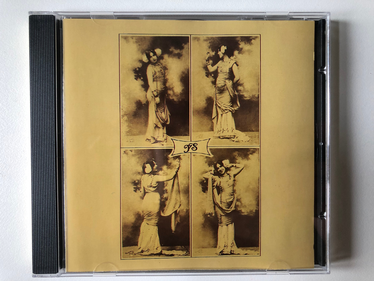 https://cdn10.bigcommerce.com/s-62bdpkt7pb/products/0/images/296525/Il_Balletto_Di_Bronzo_Ys_Polydor_Audio_CD_1994_523_693-2_1__92578.1693228520.1280.1280.JPG?c=2&_gl=1*r1tw6l*_ga*MjA2NTIxMjE2MC4xNTkwNTEyNTMy*_ga_WS2VZYPC6G*MTY5MzIyNzczNi4xMDQ4LjEuMTY5MzIyODI5My42MC4wLjA.