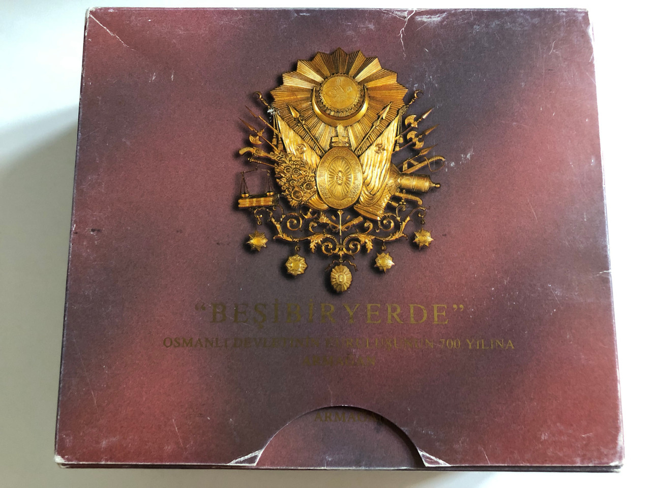 https://cdn10.bigcommerce.com/s-62bdpkt7pb/products/0/images/299272/Besibiryerde_5x_Audio_CD_Box_Set_1__93210.1694153359.1280.1280.JPG?c=2&_gl=1*sm34ql*_ga*MjA2NTIxMjE2MC4xNTkwNTEyNTMy*_ga_WS2VZYPC6G*MTY5NDE0NDQwMy4xMDYzLjEuMTY5NDE1MzQ4Ni42MC4wLjA.