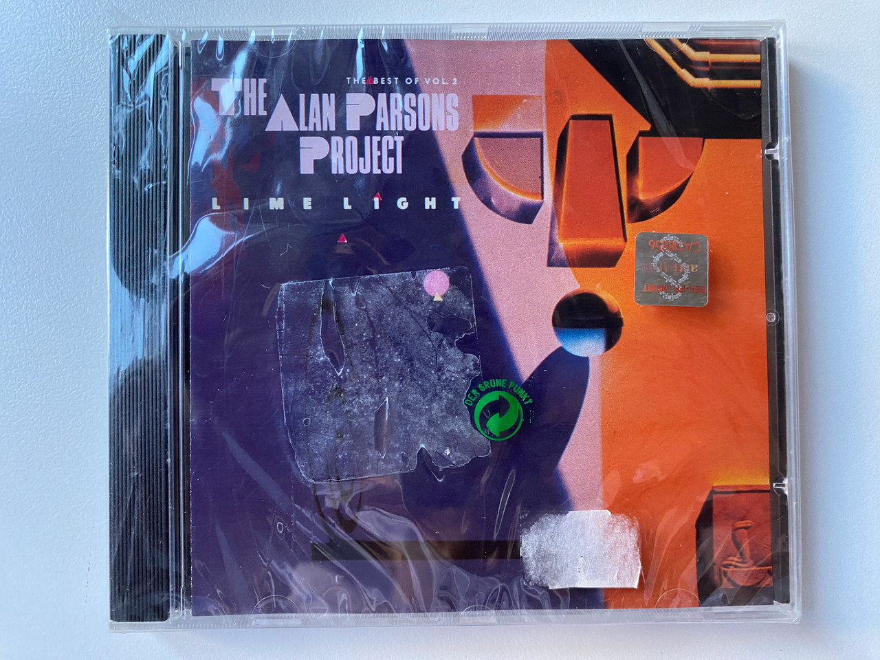 https://cdn10.bigcommerce.com/s-62bdpkt7pb/products/0/images/302114/The_Alan_Parsons_Project_Limelight_The_Best_Of_Vol._2_Arista_Audio_CD_1987_258_1__50904.1695991213.1280.1280.jpg?c=2&_gl=1*hjgjnt*_ga*MjA2NTIxMjE2MC4xNTkwNTEyNTMy*_ga_WS2VZYPC6G*MTY5NTk4ODIxOS4xMDc4LjEuMTY5NTk5MTIwNS42MC4wLjA.