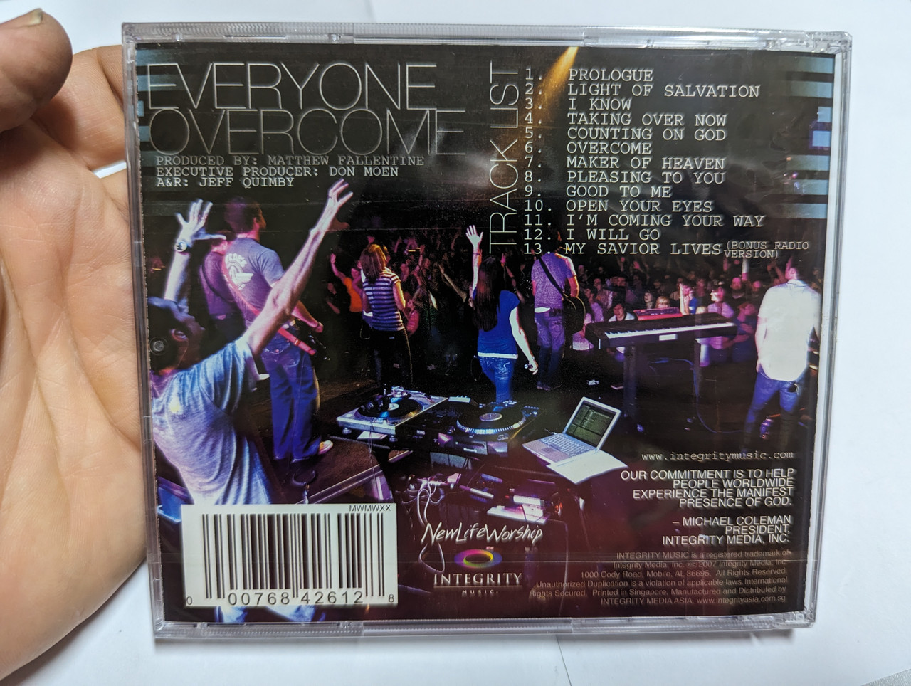 https://cdn10.bigcommerce.com/s-62bdpkt7pb/products/0/images/303493/Desperation_Band_Everyone_Overcome_New_Life_Worship_They_Overcame_Him_By_The_Blood_Of_The_Lamb_And_By_The_Word_Of_Their_Testimony..._Integrity_Music_Audio_CD_2007_42612_2__39077.1697106222.1280.1280.jpg?c=2&_gl=1*1r94mda*_ga*MjA2NTIxMjE2MC4xNTkwNTEyNTMy*_ga_WS2VZYPC6G*MTY5NzA5OTY2MS4xMDk5LjEuMTY5NzEwNTkxNi41MS4wLjA.