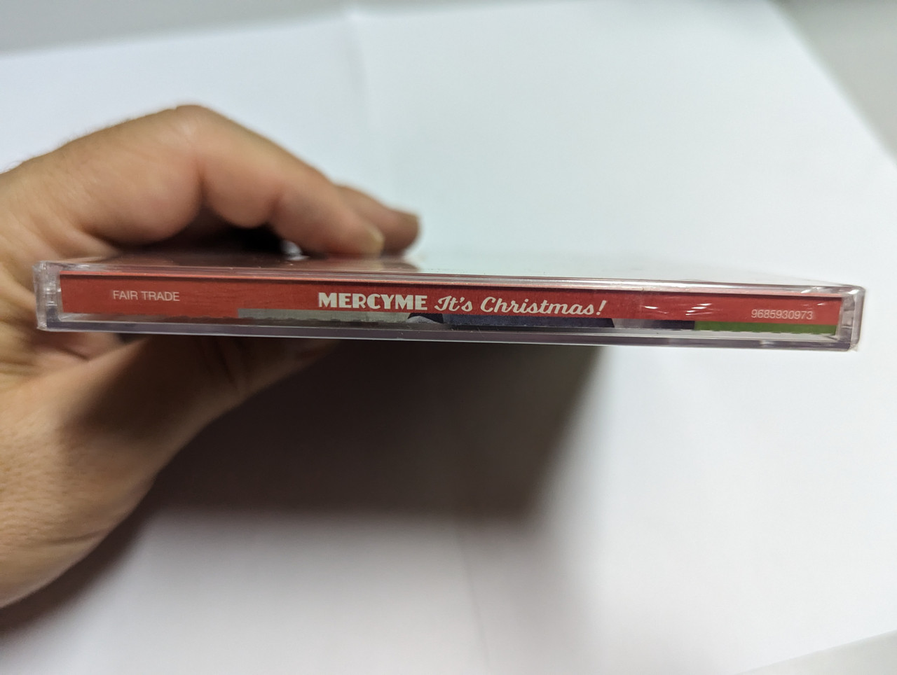 https://cdn10.bigcommerce.com/s-62bdpkt7pb/products/0/images/303520/MercyMe_Its_Christmas_A_New_Christmas_Classic_Featuring_Joy_Sleigh_Ride_O_Come_O_Come_Fair_Trade_Services_Audio_CD_2015_9685930973_3__61445.1697108245.1280.1280.jpg?c=2&_gl=1*1yrua4o*_ga*MjA2NTIxMjE2MC4xNTkwNTEyNTMy*_ga_WS2VZYPC6G*MTY5NzA5OTY2MS4xMDk5LjEuMTY5NzEwNzk4Ni41OC4wLjA.