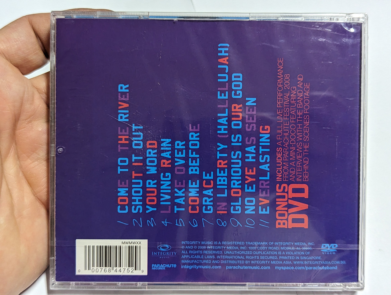 https://cdn10.bigcommerce.com/s-62bdpkt7pb/products/0/images/303735/Parachute_Band_Technicolor_Integrity_Music_Audio_CD_2008_44752_2__64669.1697203118.1280.1280.jpg?c=2&_gl=1*hxo2bm*_ga*MjA2NTIxMjE2MC4xNTkwNTEyNTMy*_ga_WS2VZYPC6G*MTY5NzE4NjU5Mi4xMTAxLjEuMTY5NzE5Mjc3NC42MC4wLjA.