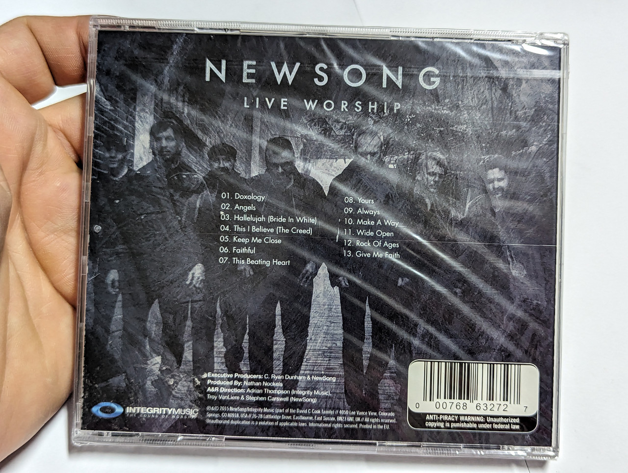 https://cdn10.bigcommerce.com/s-62bdpkt7pb/products/0/images/303753/Faithful_Newsong_Live_Worship_Integrity_Music_Audio_CD_2015_63272_2__74970.1697207404.1280.1280.jpg?c=2&_gl=1*r1mf56*_ga*MjA2NTIxMjE2MC4xNTkwNTEyNTMy*_ga_WS2VZYPC6G*MTY5NzIwMzE3OS4xMTAyLjEuMTY5NzIwNTk3MC40OC4wLjA.