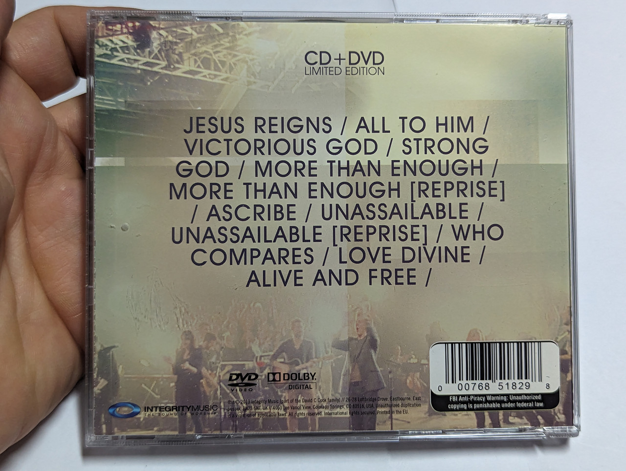 https://cdn10.bigcommerce.com/s-62bdpkt7pb/products/0/images/303915/New_Life_Worship_-_Strong_God_Live_Worship_From_New_Life_Church_Deluxe_CD_DVD_Limited_Edition_Integrity_Music_Audio_CD_DVD_Video_2013_51829_2__27959.1697437075.1280.1280.jpg?c=2&_gl=1*hxs8b*_ga*MjA2NTIxMjE2MC4xNTkwNTEyNTMy*_ga_WS2VZYPC6G*MTY5NzQzMDkyOS4xMTA0LjEuMTY5NzQzNzA0My42MC4wLjA.