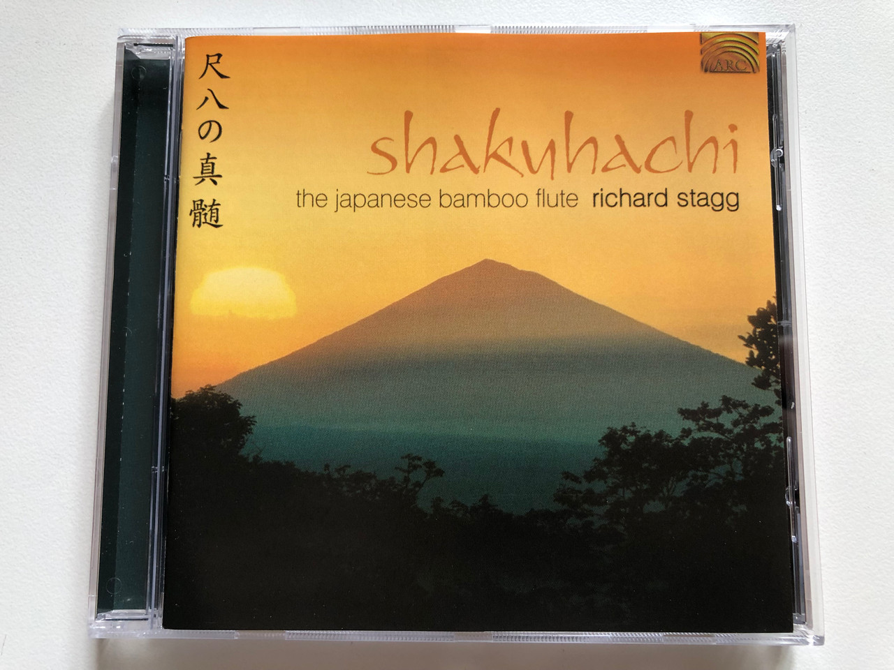 https://cdn10.bigcommerce.com/s-62bdpkt7pb/products/0/images/308331/Shakuhachi_-_The_Japanese_Bamboo_Flute_-_Richard_Stagg_ARC_Music_Audio_CD_2002_EUCD_1777_1__38338.1699008709.1280.1280.JPG?c=2