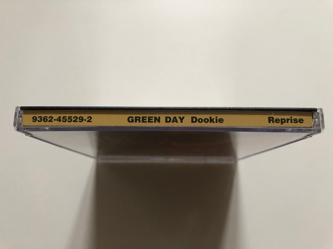 https://cdn10.bigcommerce.com/s-62bdpkt7pb/products/0/images/309971/Green_Day_Dookie_Reprise_Records_Audio_CD_1994_9362-45529-2_3__87038.1699304489.1280.1280.JPG?c=2