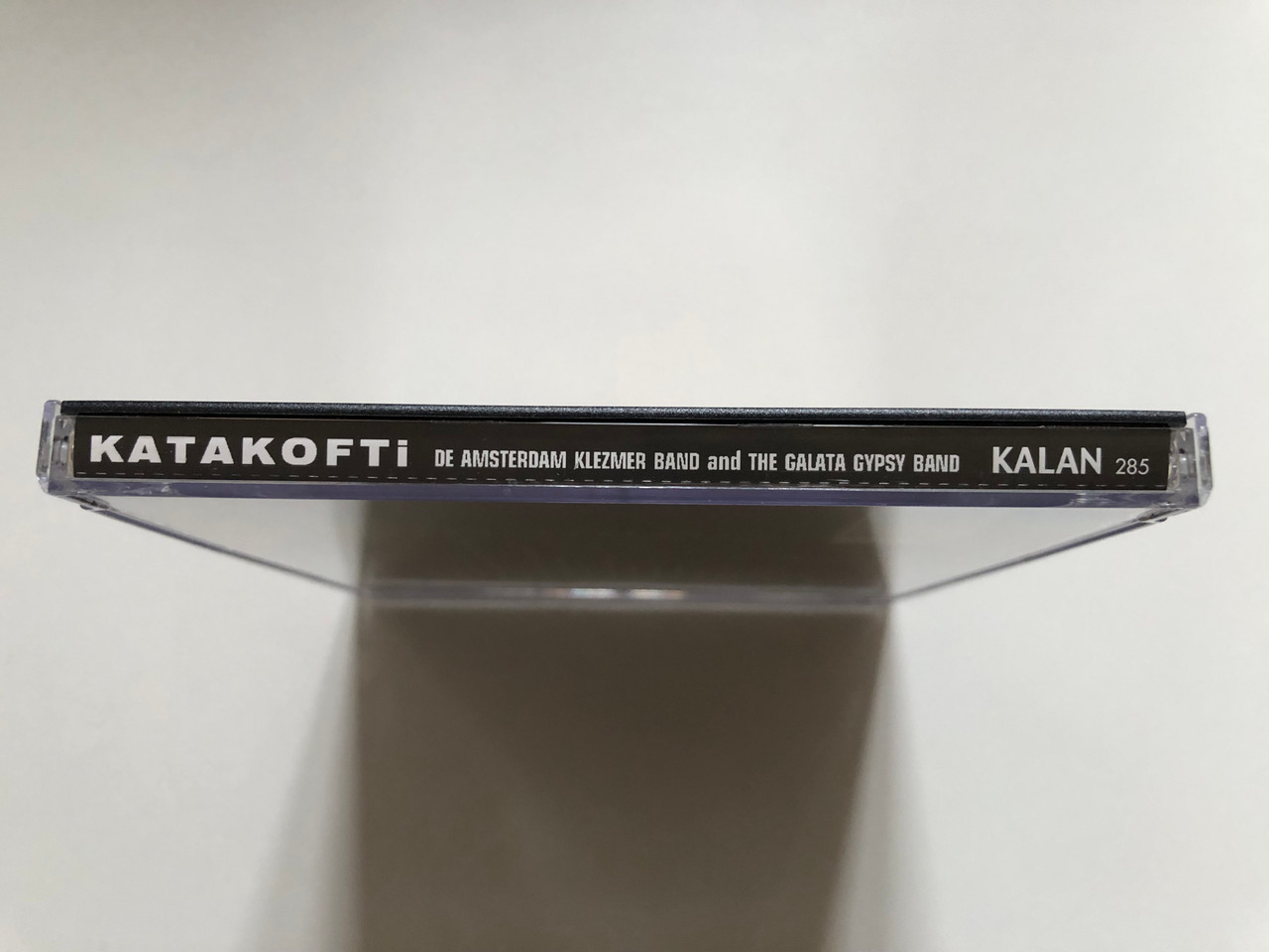 https://cdn10.bigcommerce.com/s-62bdpkt7pb/products/0/images/309980/De_Amsterdam_Klezmer_Band_And_The_Galata_Gypsy_Band_Katakofti_Kalan_Audio_CD_2003_CD_285_3__37480.1699305365.1280.1280.JPG?c=2