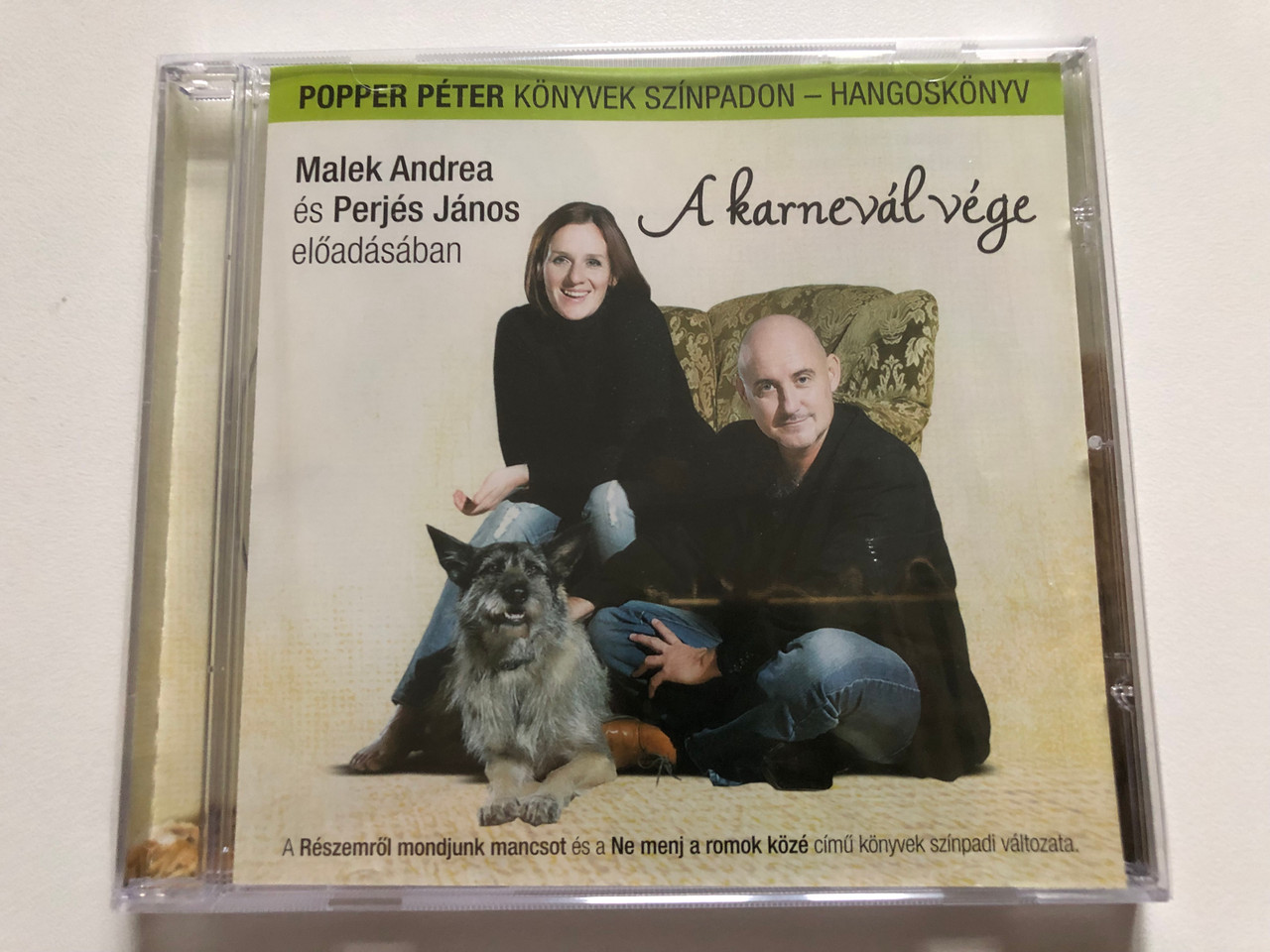 https://cdn10.bigcommerce.com/s-62bdpkt7pb/products/0/images/312267/Popper_Peter_Konyvek_Szinpadon_-_Hangoskonyv_A_karneval_vege_-_Malek_Andrea_es_Perjes_Janos_eloadasaban_A_Reszemrol_mondjunk_macsot_es_a_Ne_menj_a_romok_koze_cimu_konyvek_szinpadi_valtozata_1__79557.1699958126.1280.1280.JPG?c=2