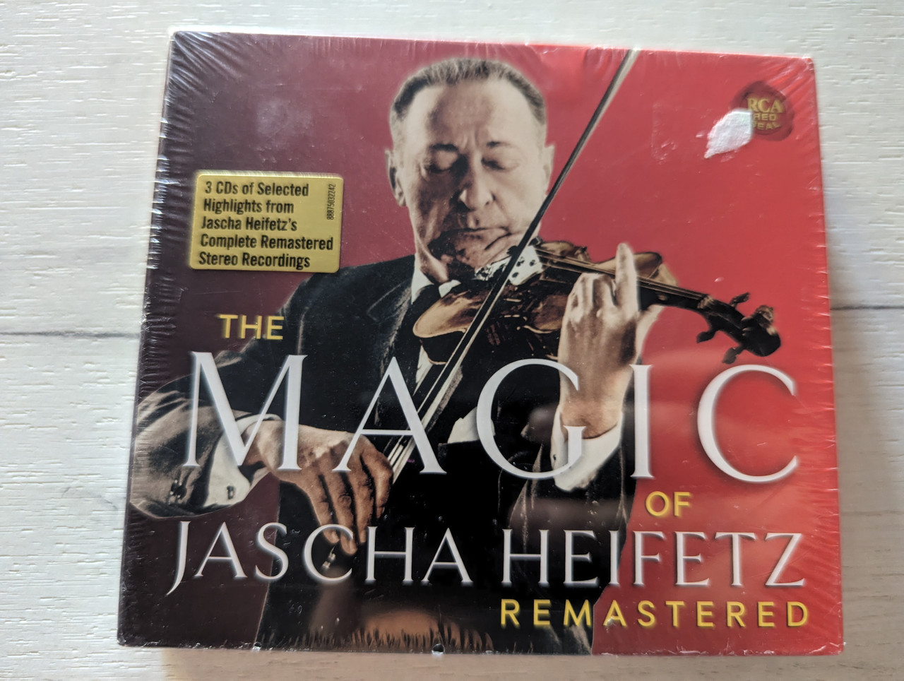 https://cdn10.bigcommerce.com/s-62bdpkt7pb/products/0/images/314144/The_Magic_of_Jascha_Heifetz_-_Remastered_3_CDs_of_Selected_Highlights_from_Jascha_Heifetzs_Complete_Remastered_Stereo_Recordings_RCA_Red_Seal_3x_Audio_CD_2016_88875032242_1__06522.1701324208.1280.1280.jpg?c=2