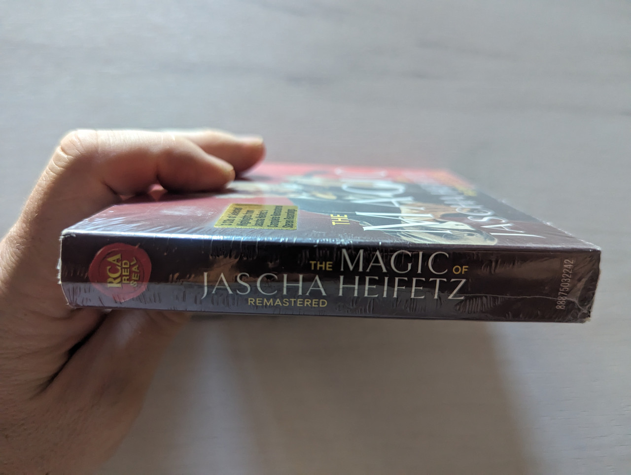 https://cdn10.bigcommerce.com/s-62bdpkt7pb/products/0/images/314146/The_Magic_of_Jascha_Heifetz_-_Remastered_3_CDs_of_Selected_Highlights_from_Jascha_Heifetzs_Complete_Remastered_Stereo_Recordings_RCA_Red_Seal_3x_Audio_CD_2016_88875032242_3__97405.1701324222.1280.1280.jpg?c=2