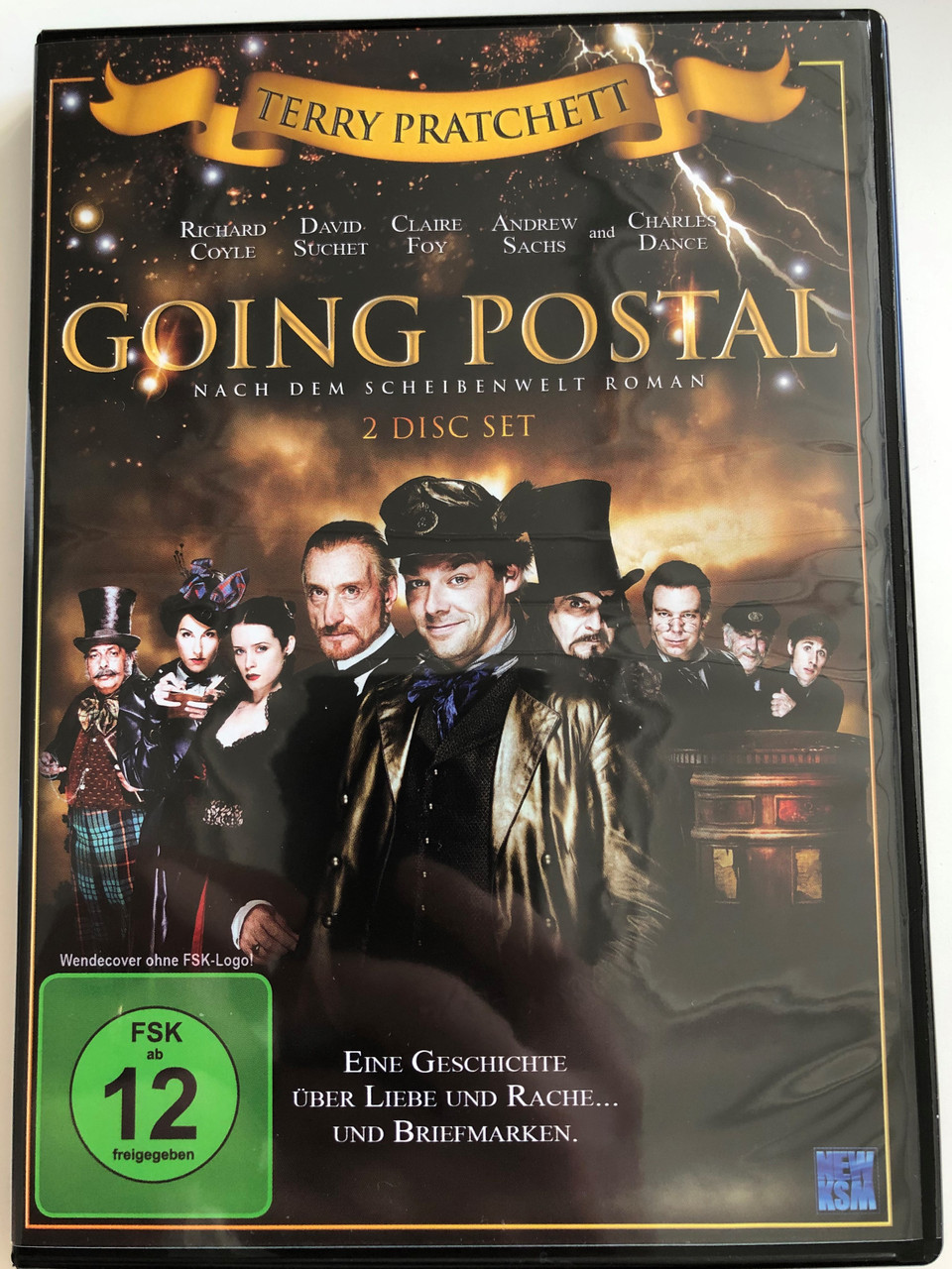 Terry Pratchett's Going Postal DVD 2010 / 2 DISC SET / Eine Geschichte über  liebe und rache... und Briefmarken / Directed by Jon Jones / Starring:  Richard Coyle, David Suchet, Charles Dance,