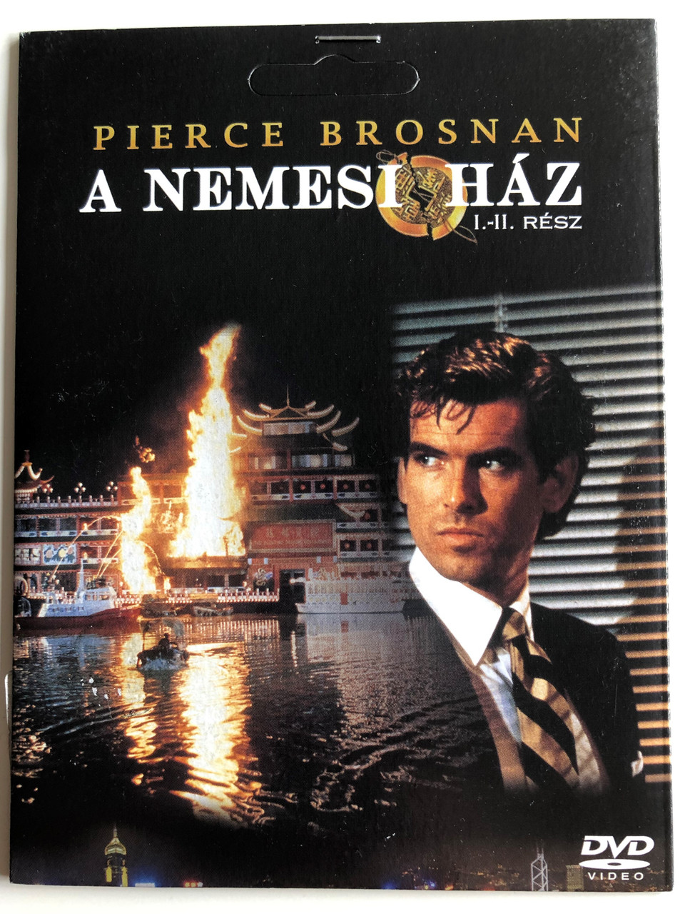 Noble House DVD 1988 A nemesi ház / Directed by Gary Nelson / Starring:  Pierce Brosnan, Deborah Raffin, Ben Masters, John Rhys-Davies -  bibleinmylanguage