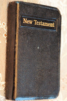 Pocket Size New Testament from 1957 / King James Version B235 Series / Leather Bound with Golden Edges 