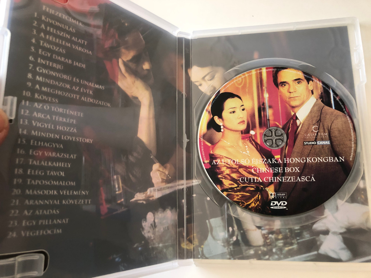 Chinese Box DVD 1997 Az Utolsó éjszaka Hongkongban / Directed by Wayne Wang  / Starring: Jeremy Irons, Gong Li, Maggie Cheung, Michael Hui -  bibleinmylanguage