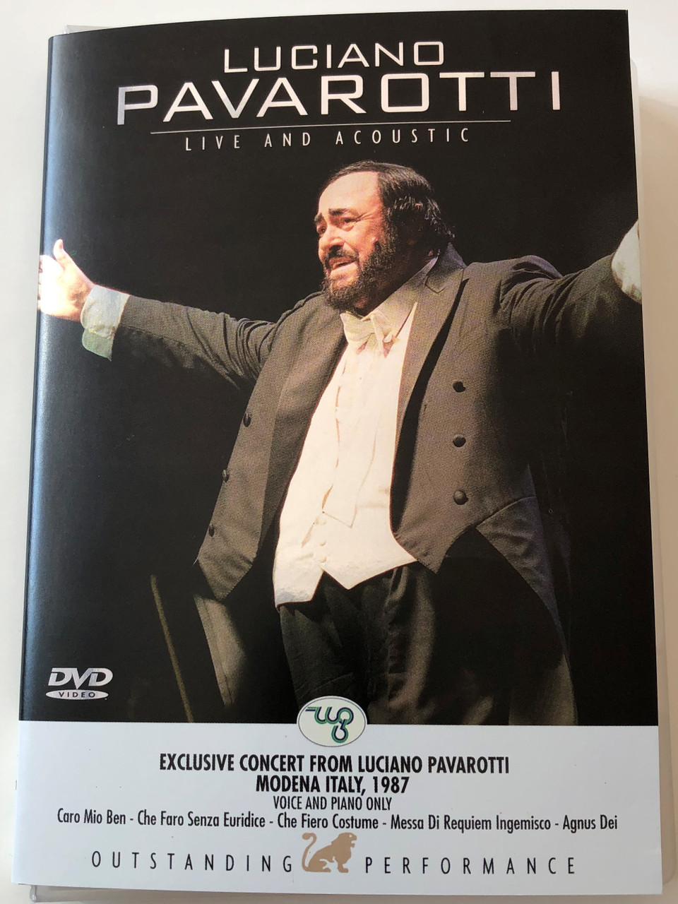 Luciano Pavarotti Live and Acoustic DVD 2005 Exclusive Concert Modena Italy  1987 - Voice and Piano Only / Caro Mio Ben, Agnus Dei, La Serenata, Luna  D'estate, Turandot Nessun Dorma / Weton-Wesgram / PERFORM 001 -  bibleinmylanguage