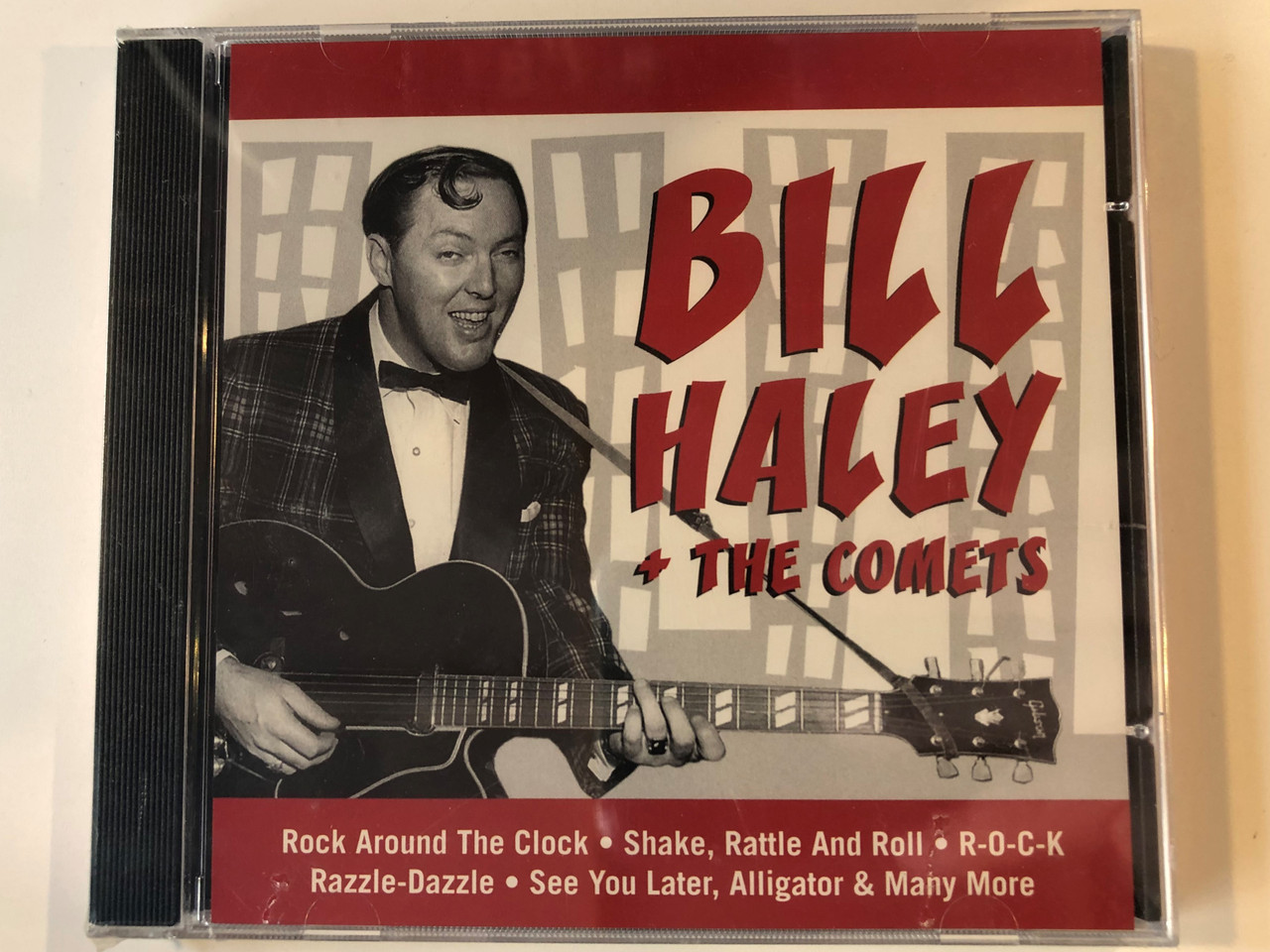 Bill Haley + The Comets / Rock Around The Clock, Shake, Rattle And Roll,  R-O-C-K, Razzle-Dazzle, See You Later, Alligator & Many More / Fox Music  Audio CD / FU 1041 - bibleinmylanguage
